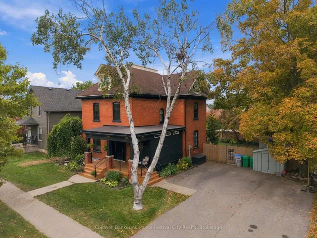 86 Toronto St, Goderich 3