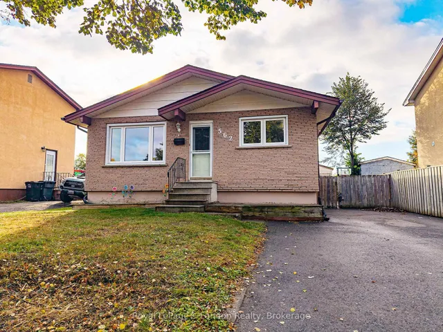 562 Simon Fraser Dr, Thunder Bay 3