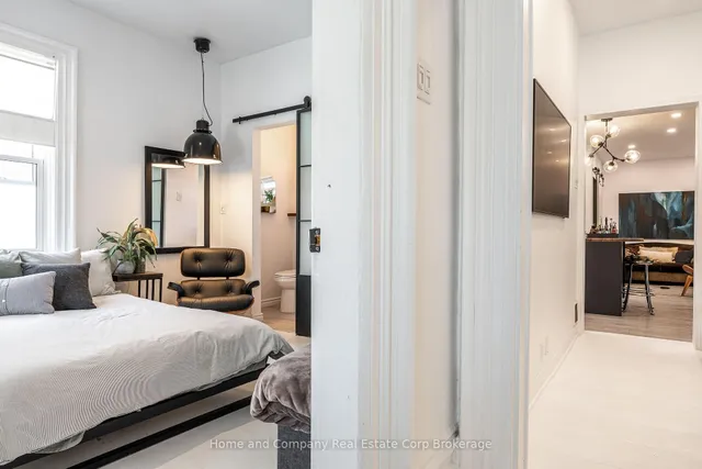 130 Rebecca St, Stratford 4