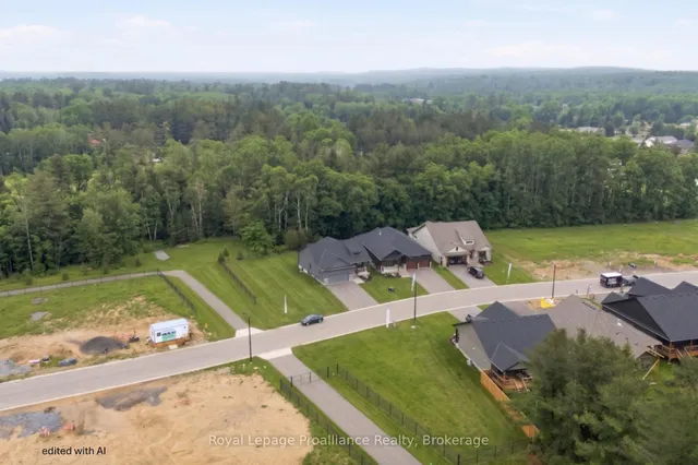 48 Deerview Dr, Quinte West 3