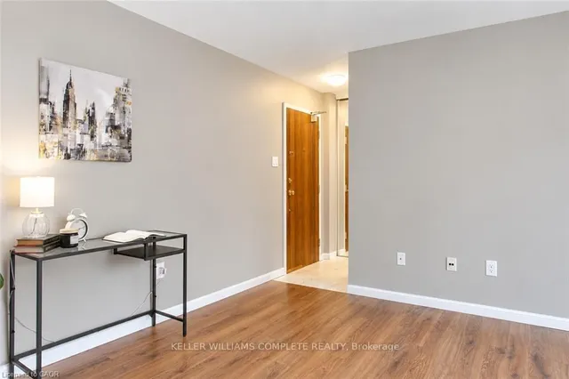 1950 Main St #705, Hamilton 3