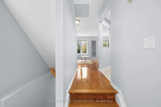 155 Oakfield Cres, Ottawa 4
