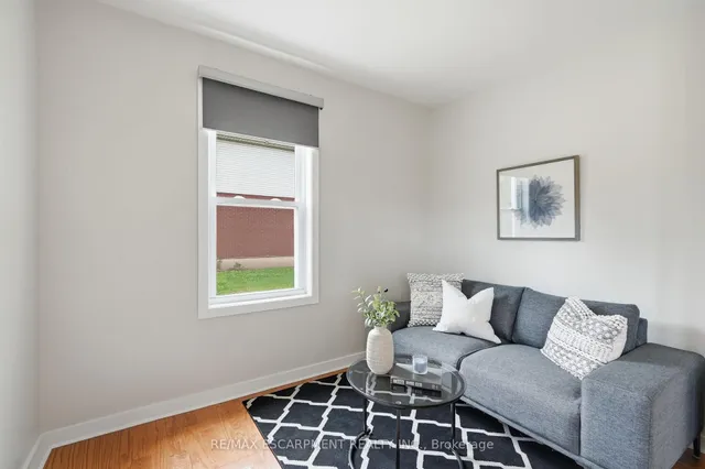 410 Beach Blvd, Hamilton 2