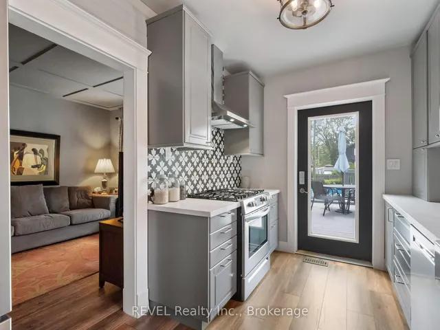 259 Dufferin St, Fort Erie 4