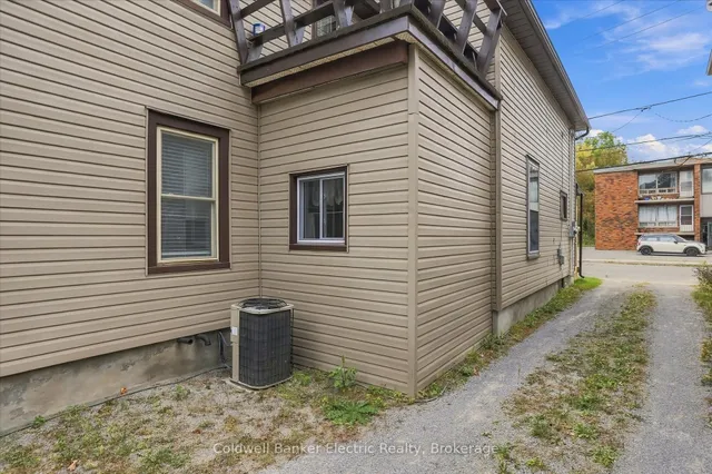 461 Murray St, Peterborough 5