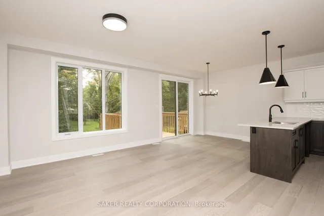 581 REGENT St, Strathroy-Caradoc 4