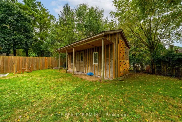 94 Mckellar St, Strathroy-Caradoc 4
