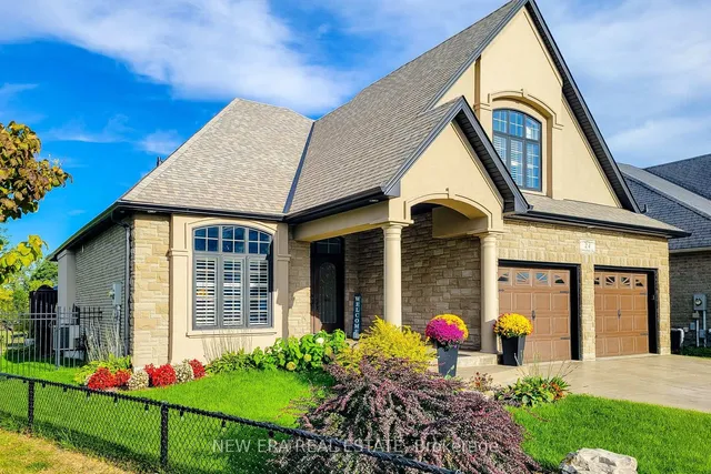 24 Carmichael Cres, Brantford 3