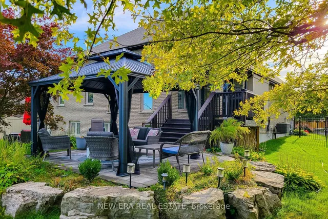 24 Carmichael Cres, Brantford 5