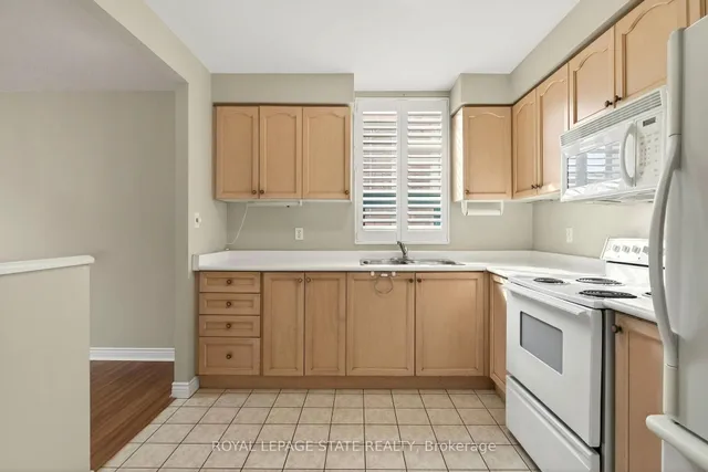 8 Main St #101, Hamilton 3