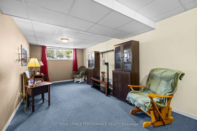 14 Albert St, Casselman 2