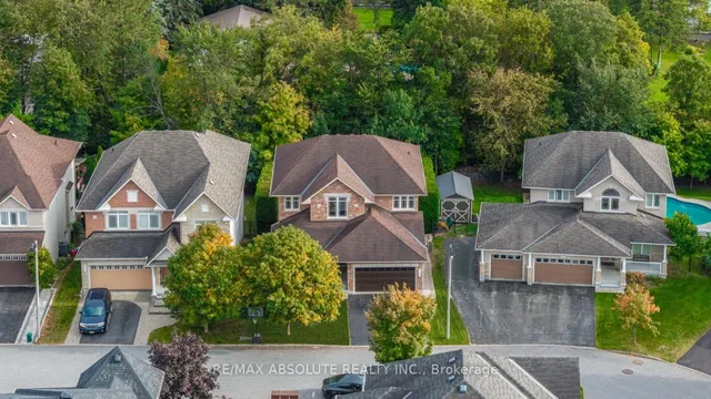 229 Marjan Cres, Ottawa 3