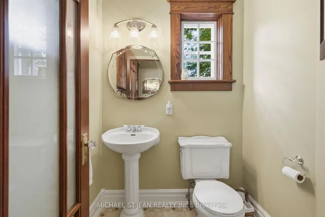 94 River Rd, Welland 5