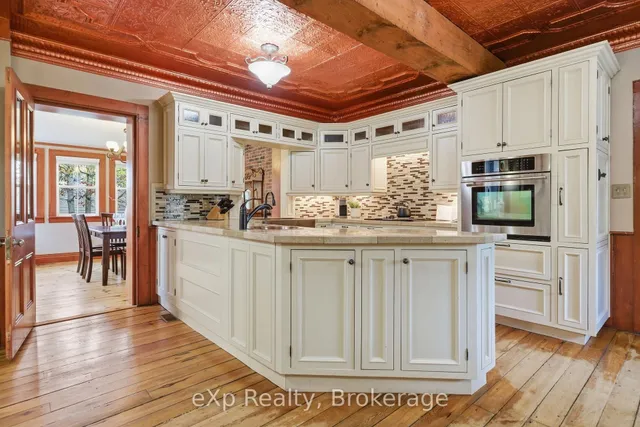 4081 Burnham St, Hamilton Township 4
