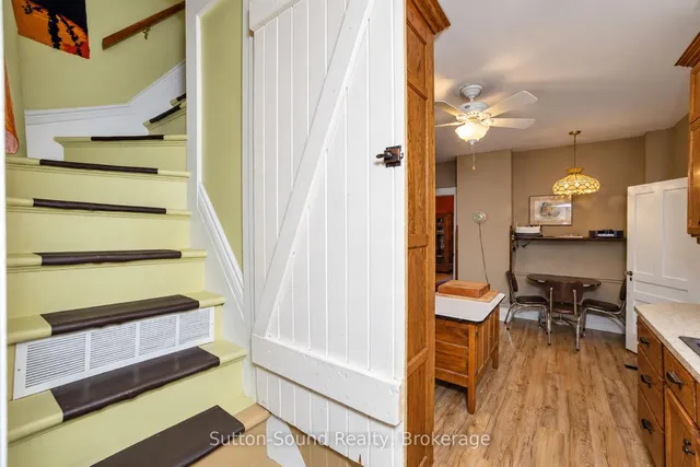 2344 3rd Ave, Owen Sound 5