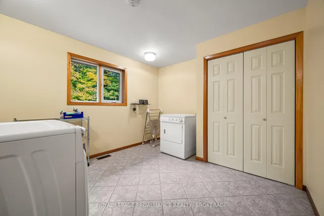 1612 Grousewood Lane, Kingston 2