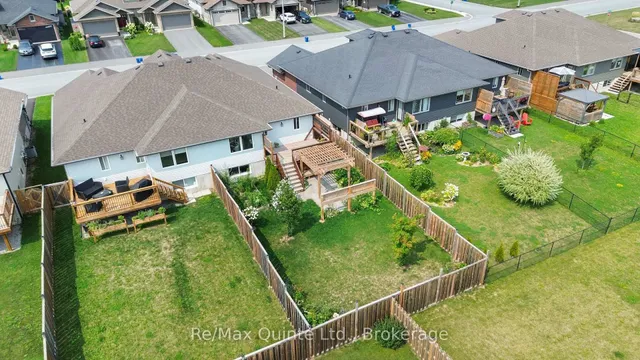 57 Hillside Meadow Dr, Quinte West 2