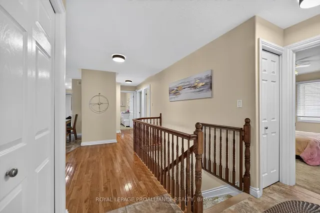 1099 Bridlewood Dr, Brockville 5