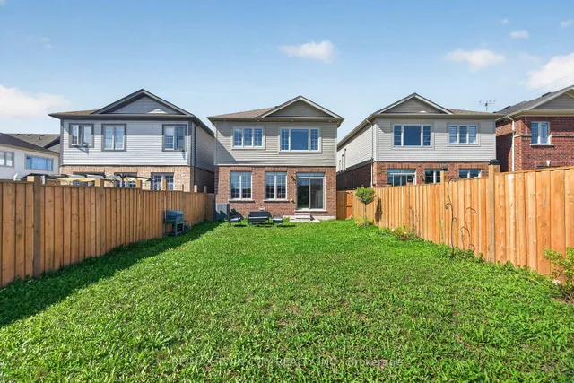 10 Reistwood Dr, Kitchener 4