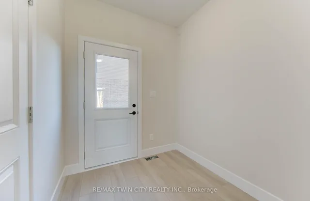 171 Otterbein Rd, Kitchener 3