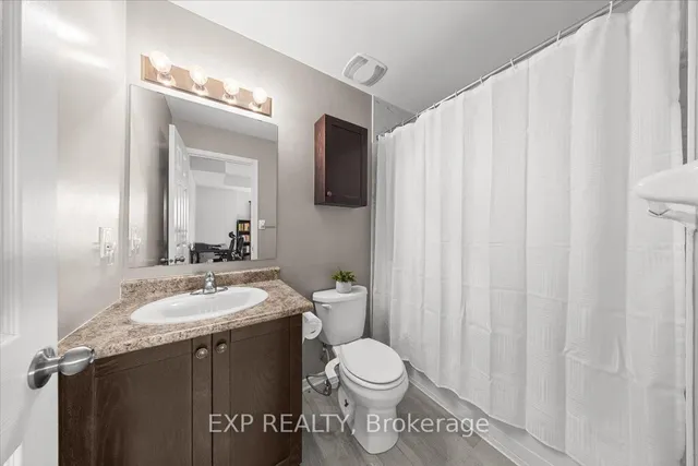 128 Sternes Private #12, Orleans 5