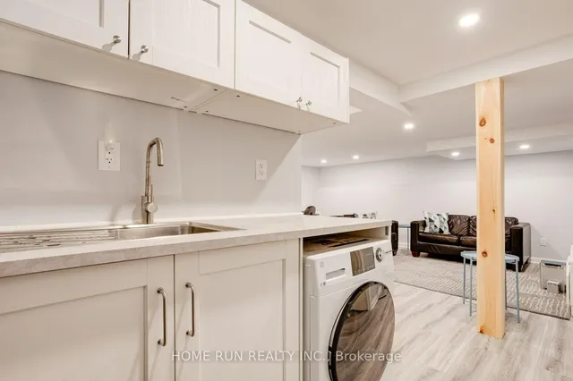 2 Caribou Ave, Stittsville 5