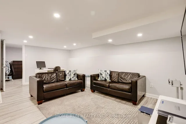 2 Caribou Ave, Stittsville 4