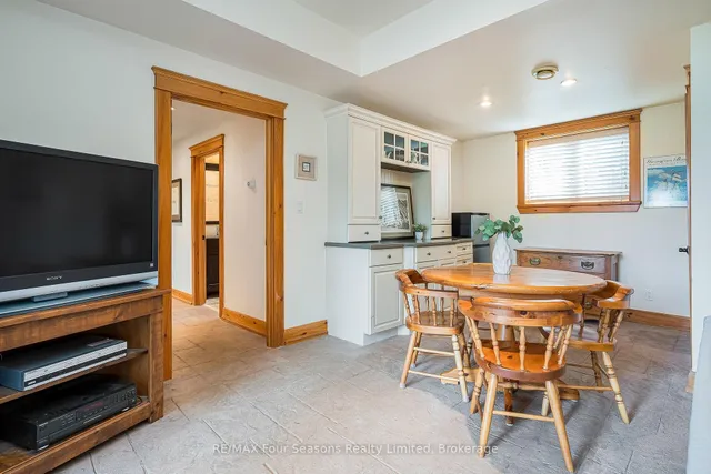 147 Lakeshore Rd, Blue Mountains 4
