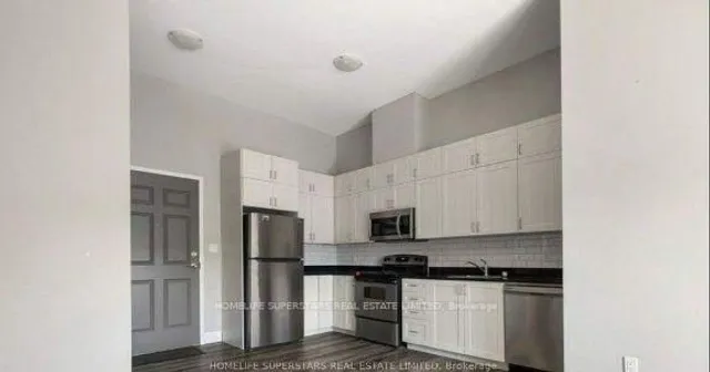 501 Frontenac St #312, Kingston 4