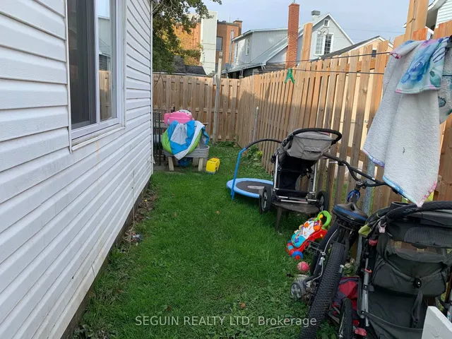 223-225 Higginson St, Hawkesbury 4