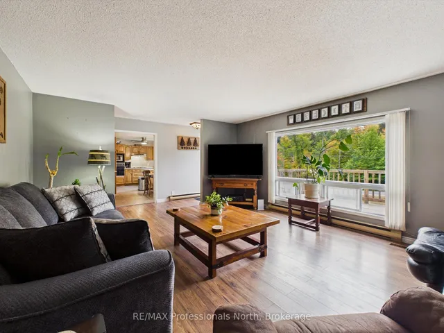 4226 Aspdin Rd, Muskoka Lakes 5