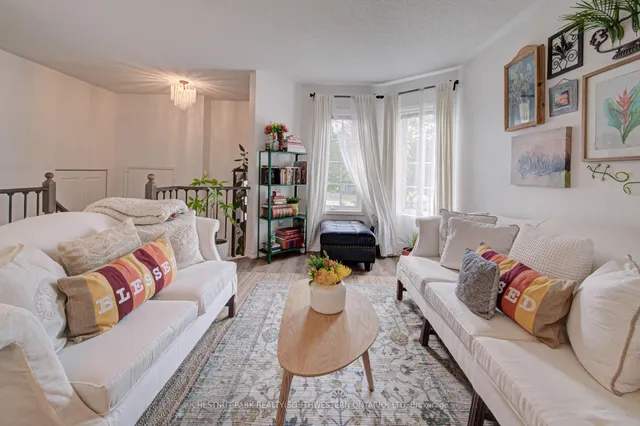 317 Christopher Dr, Cambridge 3