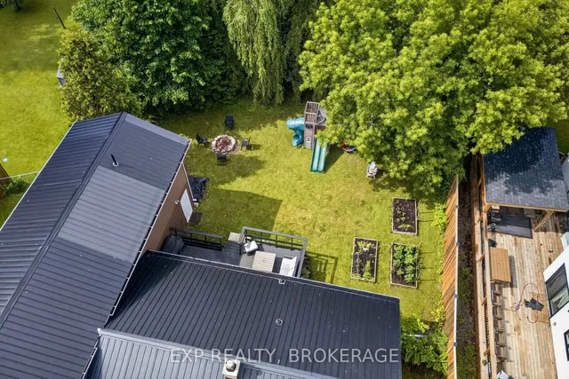 44 Lennox St, Kingston 3