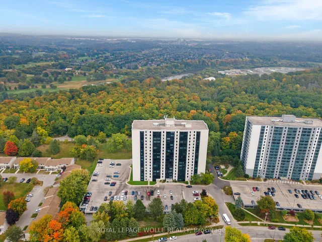 35 GREEN VALLEY Dr #308, Kitchener 3