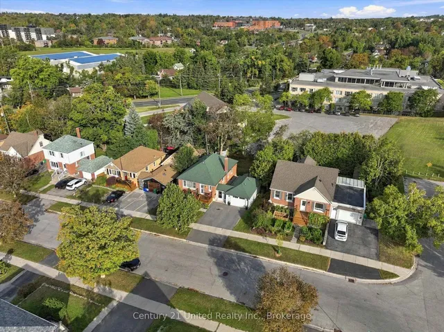 766 Devon Ave, Peterborough 4