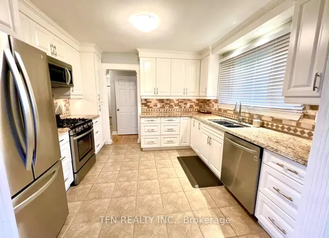 1301 Niagara River Pkwy, Fort Erie 5