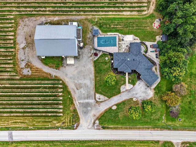 1380 Eighth Avenue Louth, St. Catharines 4