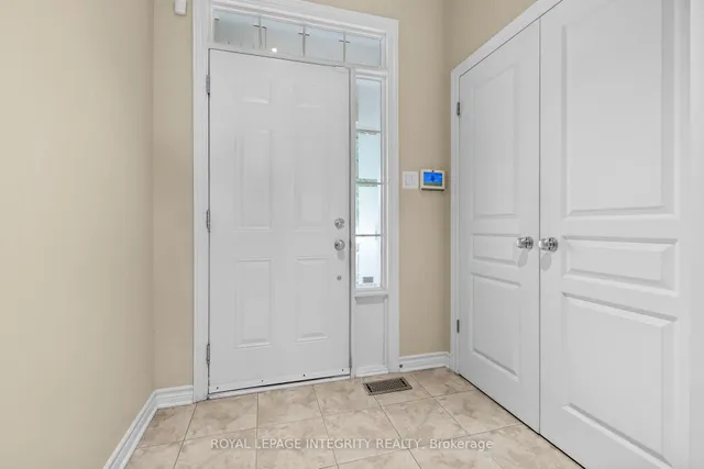 280 Keyrock Dr, Kanata 4