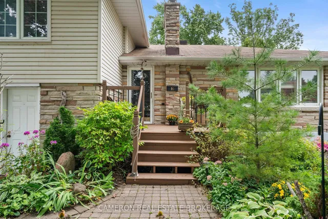 16 Kent Cres, South Stormont 5