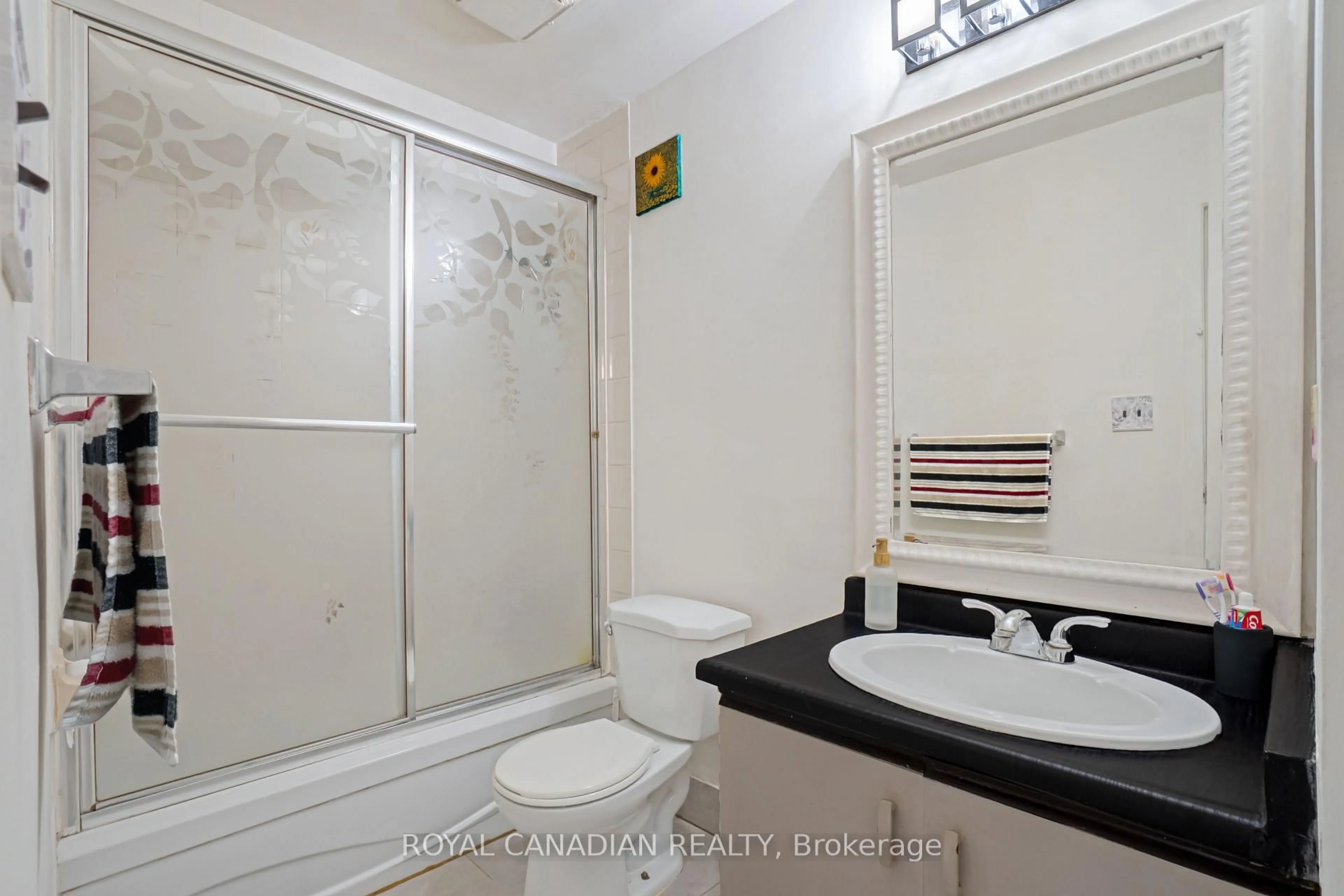 trreb/IMG-X13851322_0b294da6-ac9f-4a8a-b19c-be883ad0da42-l.jpg
