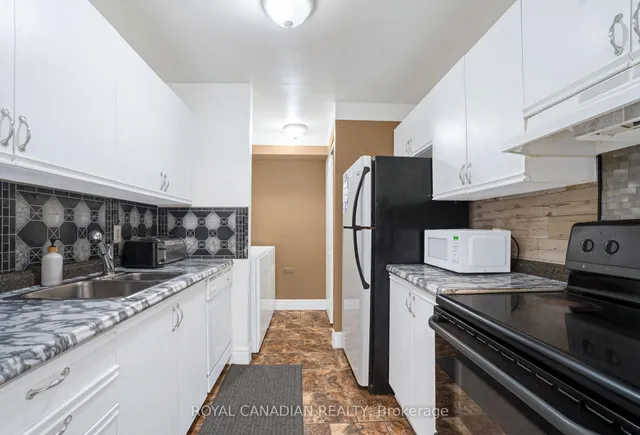 1096 Jalna Blvd #87, London South 5