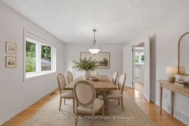 885 Plante Dr, Ottawa 5