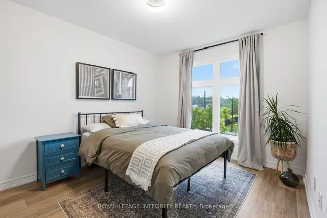 246 Cooks Mill Cres, Ottawa 3
