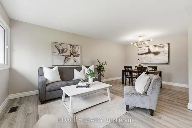 34 Stinson Ave, Ottawa 4