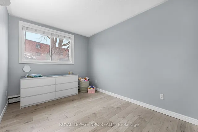 454 CARLTON St #7, St. Catharines 4