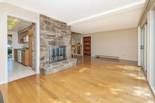 104 Avenue 4a, Carleton Place 4