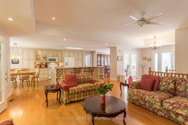 27 Woodland Tr, Kawartha Lakes 5