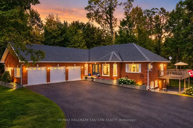 27 Woodland Tr, Kawartha Lakes 2