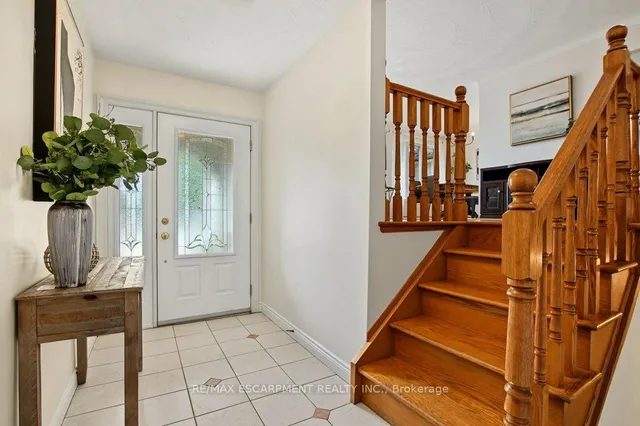 30 CATALINA Dr, Hamilton 5