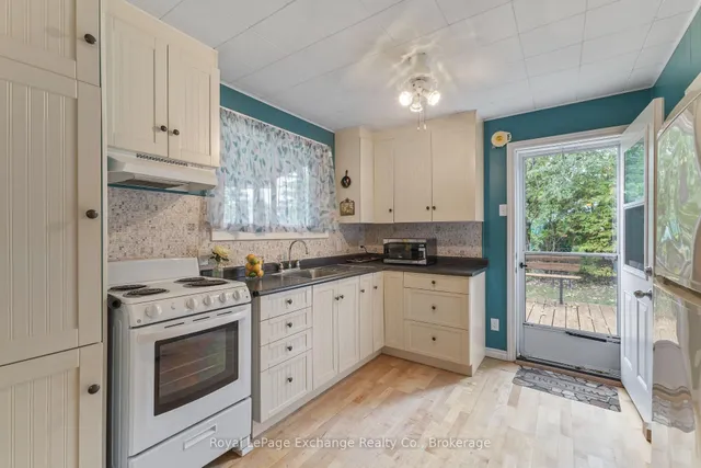 97 Smith Lane, Huron-Kinloss 5